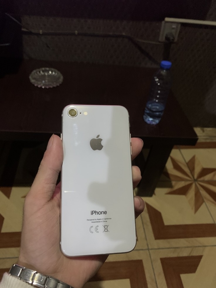 Apple iPhone 8 64 GB