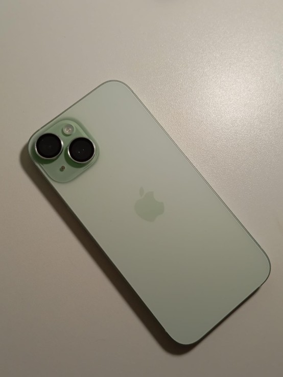 Apple iPhone 15 128 GB