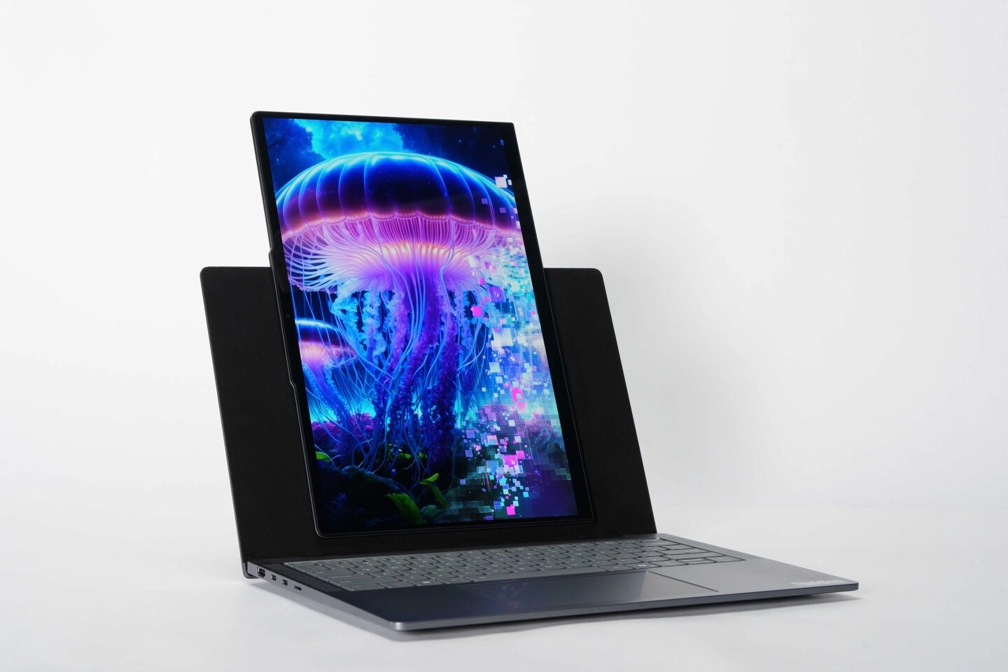lenovo-porazhaet-unikalnym-dizajnom-na-ifa-2025